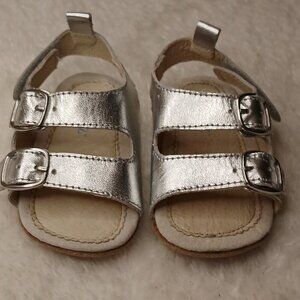 Baby Robeez Silver Metallic Leather Sandals Velcro Size 9-12 months